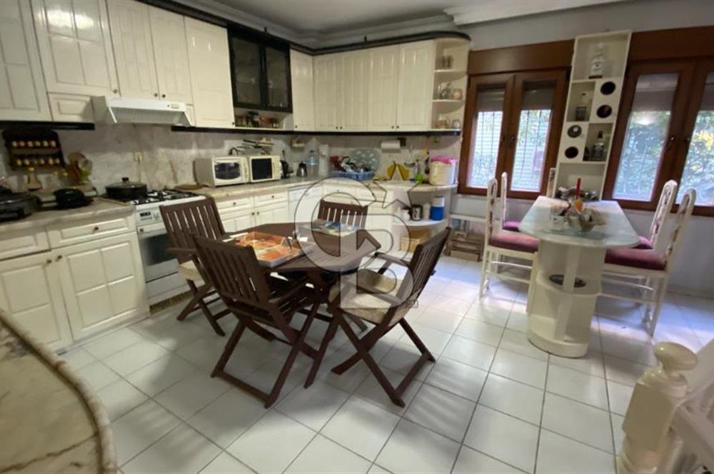 AKÇAY YENİ MAHALLEDE DENİZE 50 M SATILIK 4+1 TRİPLEX