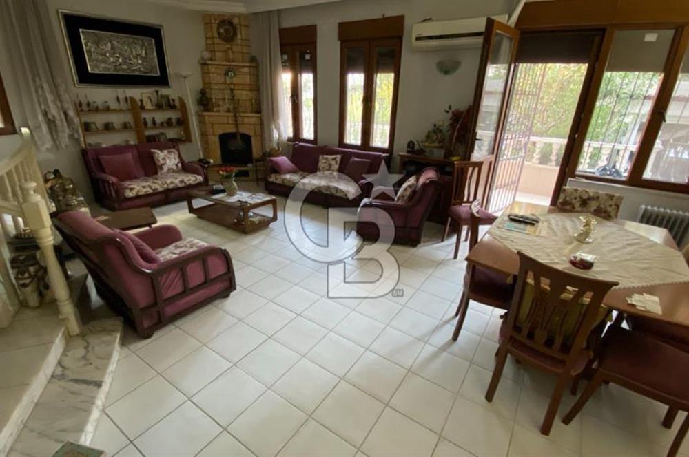 AKÇAY YENİ MAHALLEDE DENİZE 50 M SATILIK 4+1 TRİPLEX