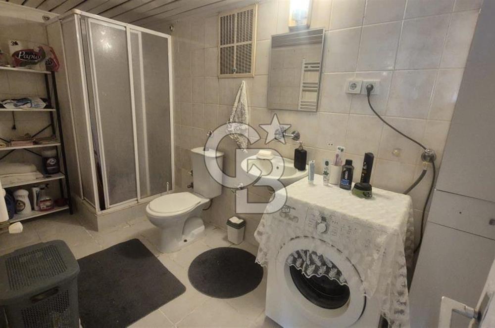 MENEMEN ULUKENT MERKEZDE SİTE İÇİ SATILIK TEMİZ 3+1 DAİRE