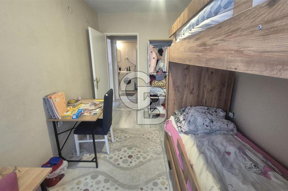 MENEMEN ULUKENT MERKEZDE SİTE İÇİ SATILIK TEMİZ 3+1 DAİRE