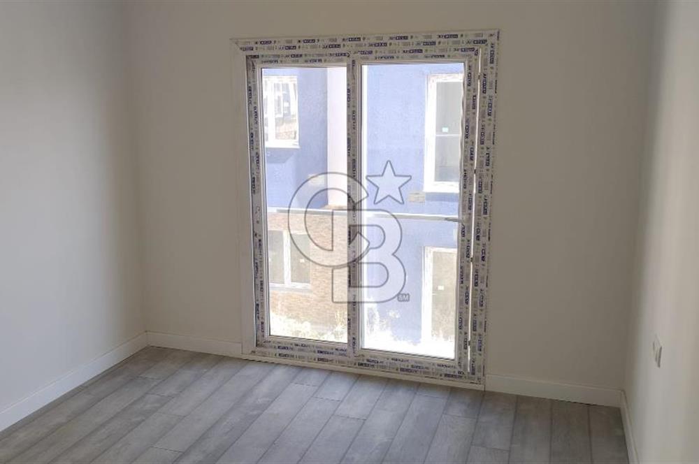 KIYIKIŞLACIK DENİZE 500 METRE 2+1 SIFIR YAZLIK DAİRE