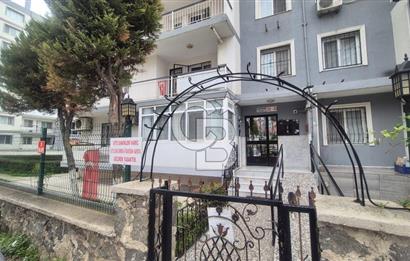 MENEMEN ULUKENT MERKEZDE SİTE İÇİ SATILIK TEMİZ 3+1 DAİRE