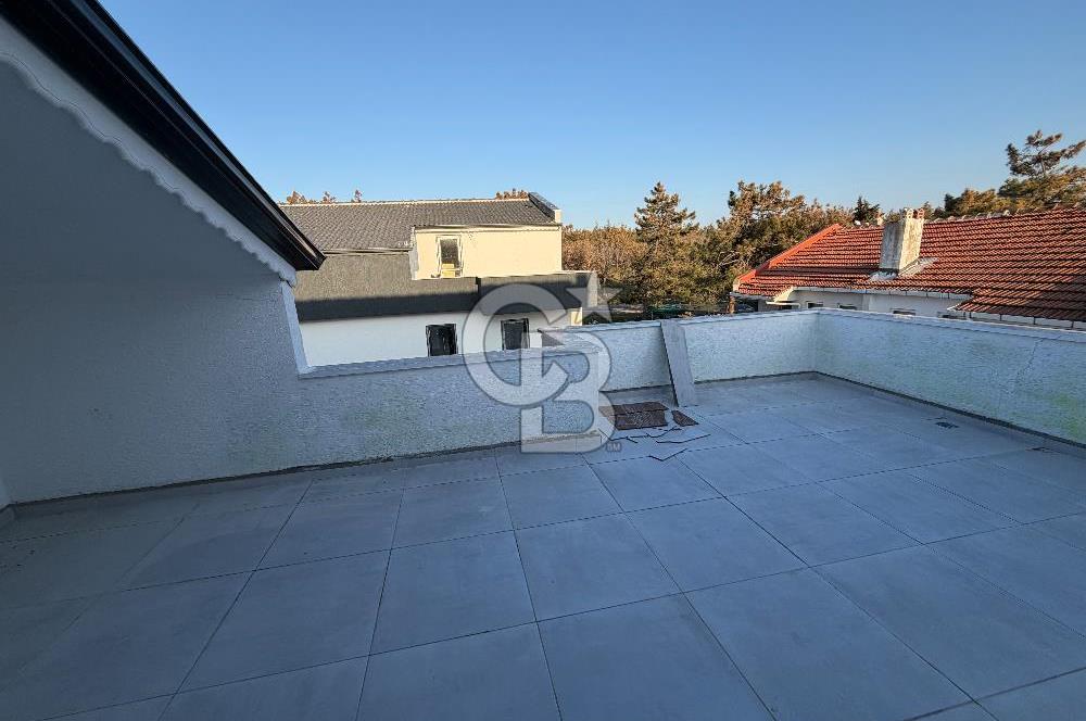 EDİRNE ENEZ ALTINKUM’DA DENİZE SIFIR 4+1 TRİPLEKS VİLLA