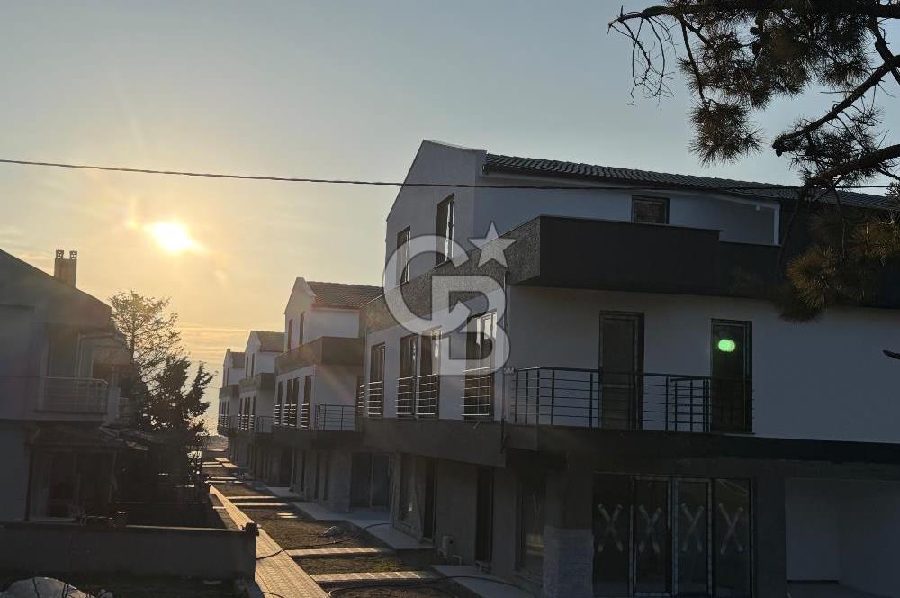 EDİRNE ENEZ ALTINKUM’DA DENİZE SIFIR 4+1 TRİPLEKS VİLLA