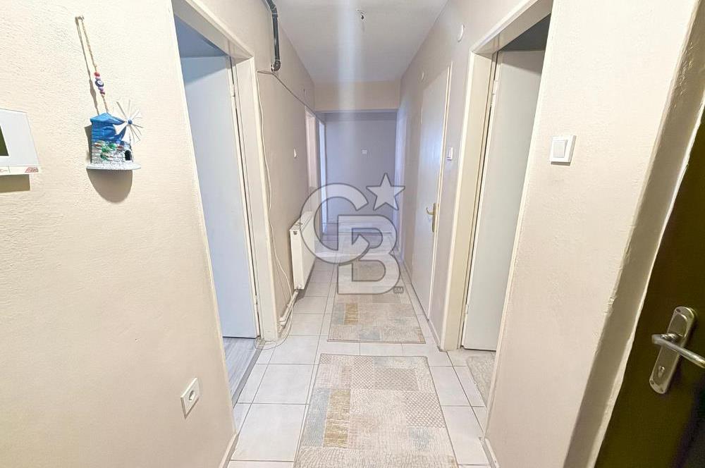 MENEMEN ULUKENT MERKEZDE SİTE İÇİ SATILIK TEMİZ 3+1 DAİRE