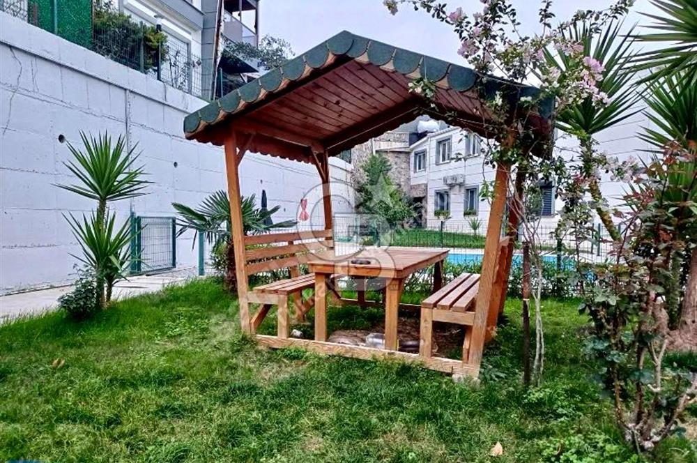 Akarcada Panoramik Deniz Manzaralı Site - Eşyalı 2+1 Daire