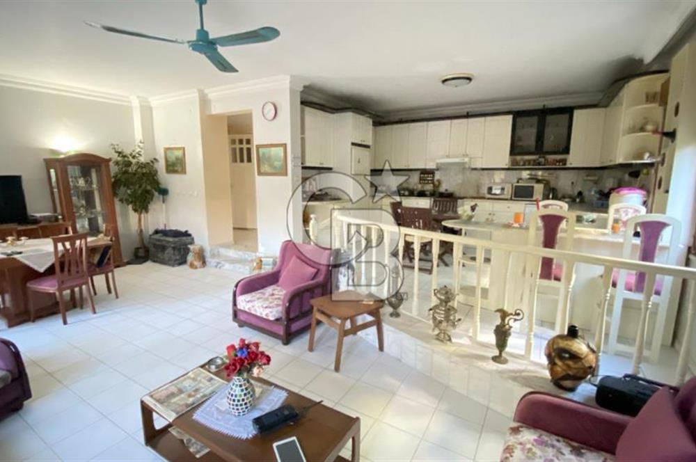 AKÇAY YENİ MAHALLEDE DENİZE 50 M SATILIK 4+1 TRİPLEX