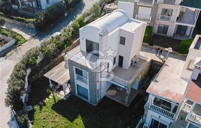 Satılık Bodrum Gündoğan Azure villaları 4+1 Köşe konum