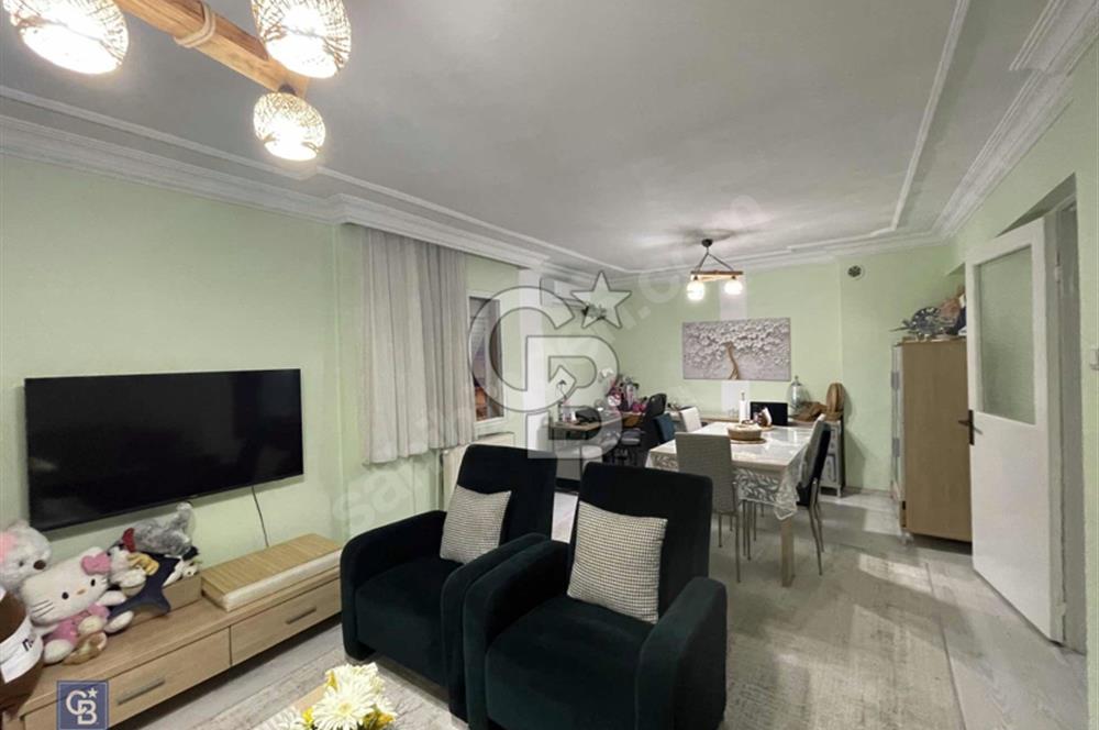 Gaziemir Atıfbeyde Türkan Saylan Caddesi Üzerinde 3+1 Daire