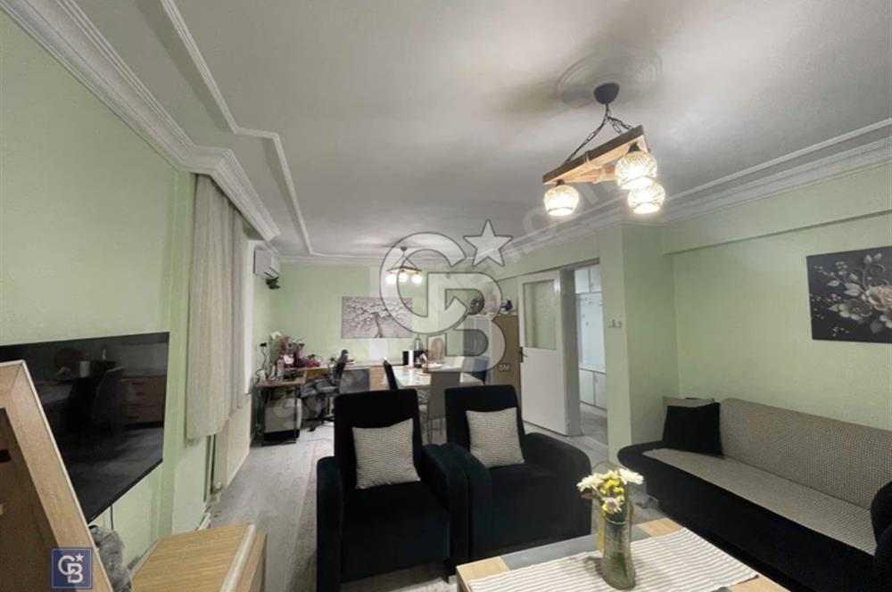 Gaziemir Atıfbeyde Türkan Saylan Caddesi Üzerinde 3+1 Daire