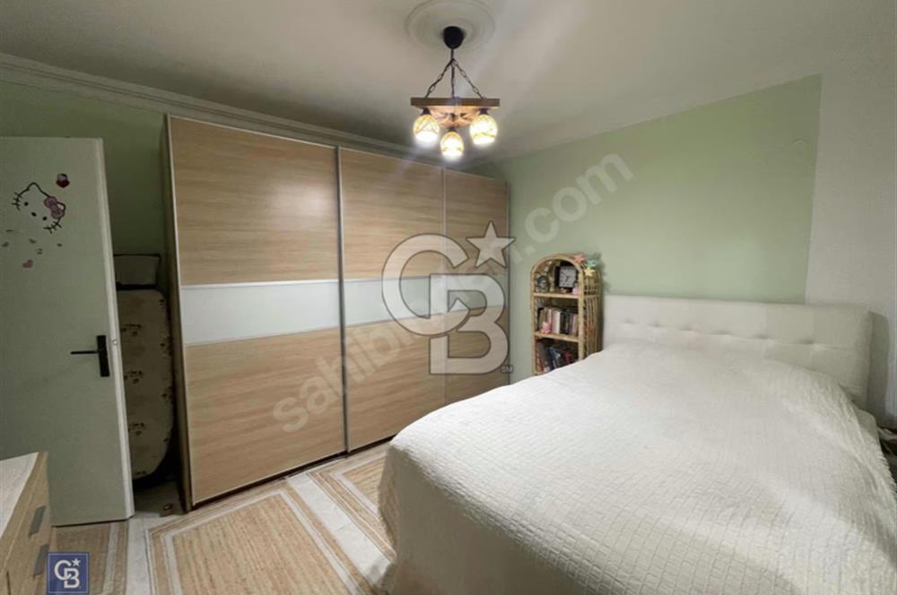 Gaziemir Atıfbeyde Türkan Saylan Caddesi Üzerinde 3+1 Daire