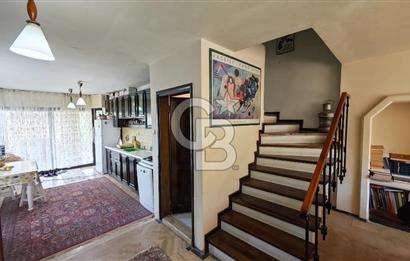 Çeşme Boyalık Sakarya Mah Satılık Bahçeli 4+1 Dubleks Villa