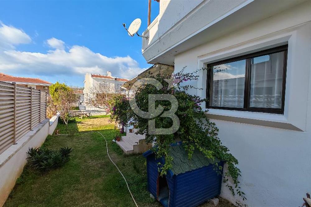 Çeşme Boyalık Sakarya Mah Satılık Bahçeli 4+1 Dubleks Villa