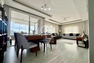 Narlıdere’de 3 Cepheden de Deniz Manzaralı Geniş Daire - 1 - 330133