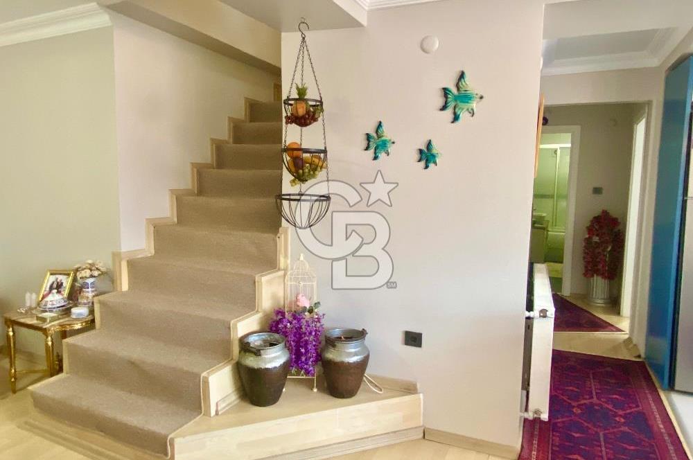 HALİDE EDİP ADIVAR CADDESİNDE SATILIK TRİPLEKS 5+2 DAİRE 