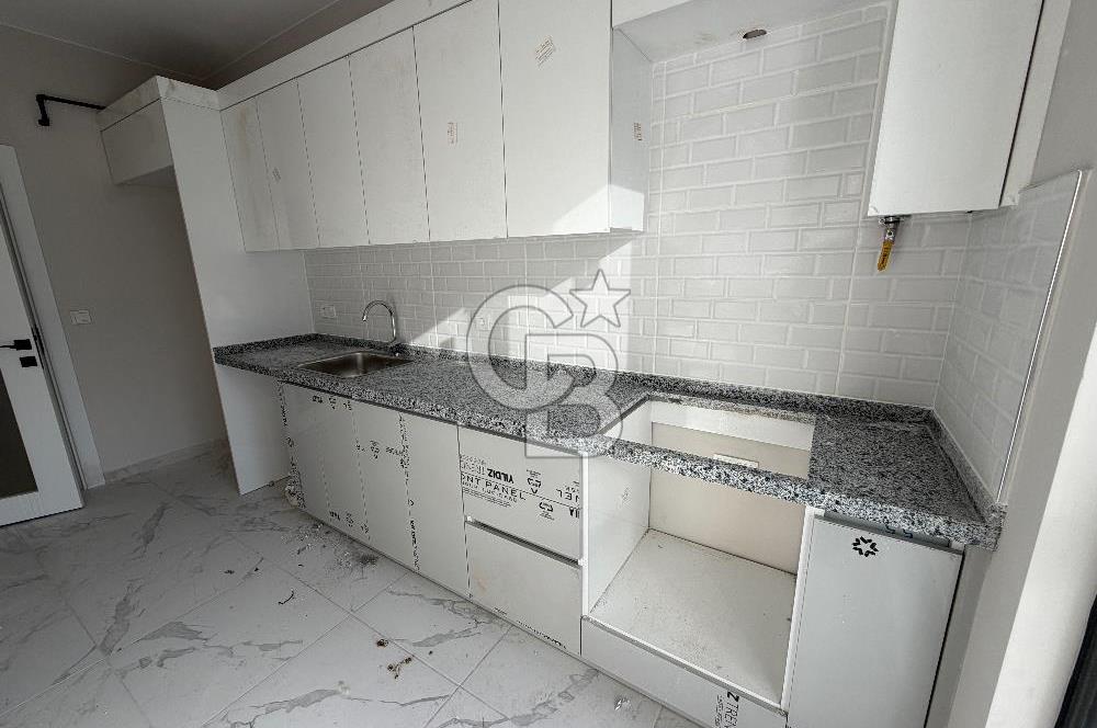 MİR METRO SİTESİNDE DENİZ MANZARALI 2+1 SATILIK DAİRE