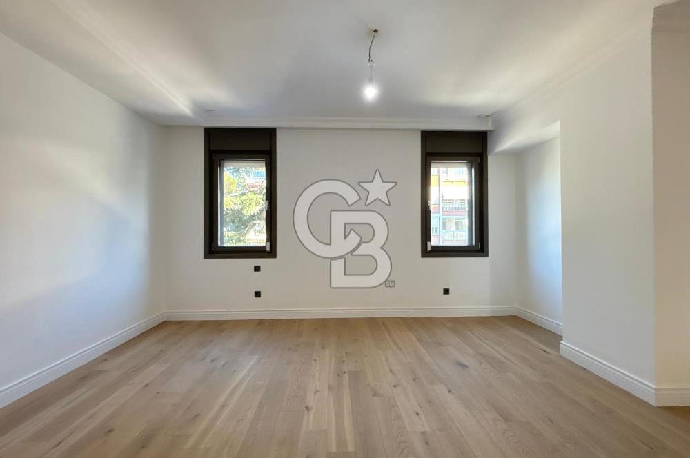 CADDEBOSTAN YALI PARSELİNDE DENİZ MANZARALI 260M2 NET 5+1 KİRALIK DAİRE