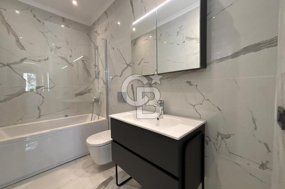 CADDEBOSTAN YALI PARSELİNDE DENİZ MANZARALI 260M2 NET 5+1 KİRALIK DAİRE