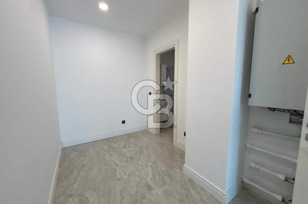 CADDEBOSTAN YALI PARSELİNDE DENİZ MANZARALI 260M2 NET 5+1 KİRALIK DAİRE