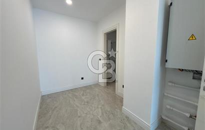 CADDEBOSTAN YALI PARSELİNDE DENİZ MANZARALI 260M2 NET 5+1 KİRALIK DAİRE