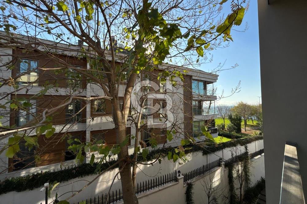 CADDEBOSTAN YALI PARSELİNDE DENİZ MANZARALI 260M2 NET 5+1 KİRALIK DAİRE