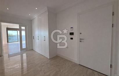 CADDEBOSTAN YALI PARSELİNDE DENİZ MANZARALI 260M2 NET 5+1 KİRALIK DAİRE