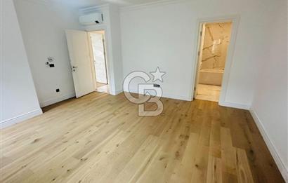 CADDEBOSTAN YALI PARSELİNDE DENİZ MANZARALI 260M2 NET 5+1 KİRALIK DAİRE