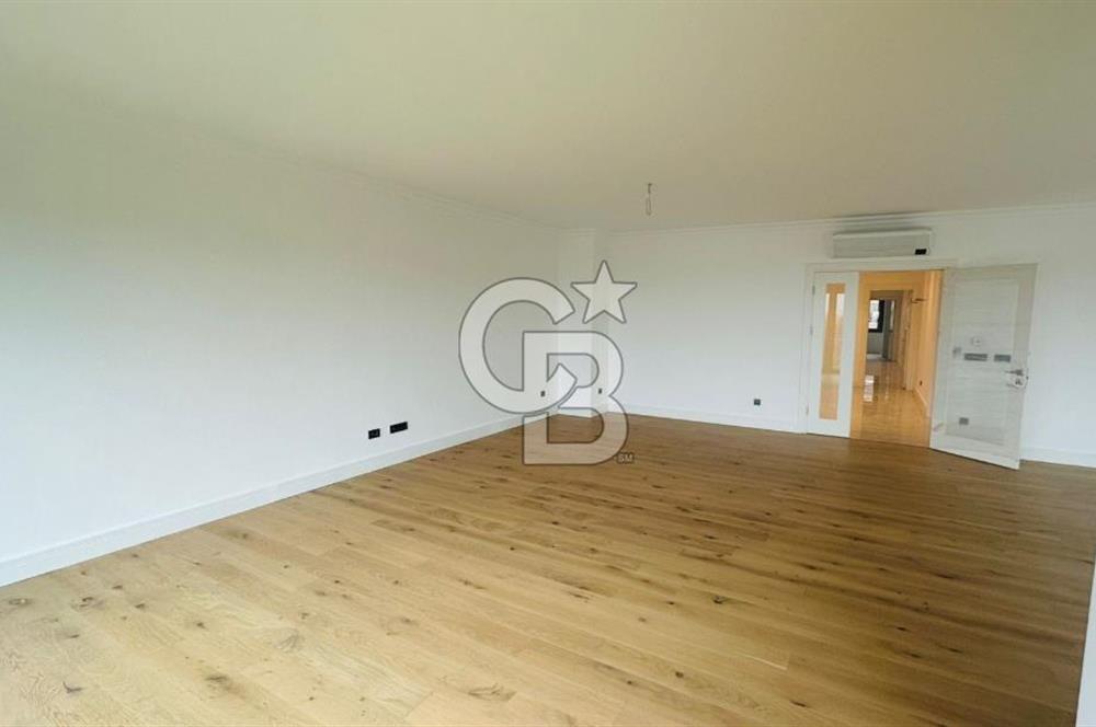 CADDEBOSTAN YALI PARSELİNDE DENİZ MANZARALI 260M2 NET 5+1 KİRALIK DAİRE