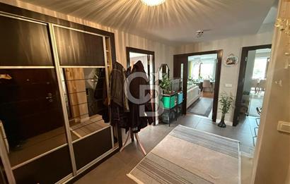 ALACAATLI 'DA MANZARALI HAVUZLU SİTEDE SATILIK 4+1 VİLLA