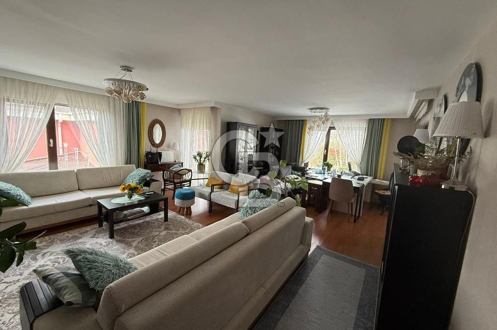 ALACAATLI 'DA MANZARALI HAVUZLU SİTEDE SATILIK 4+1 VİLLA