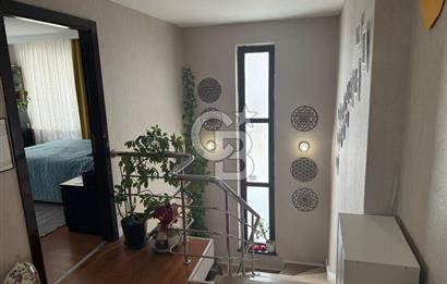 ALACAATLI 'DA MANZARALI HAVUZLU SİTEDE SATILIK 4+1 VİLLA