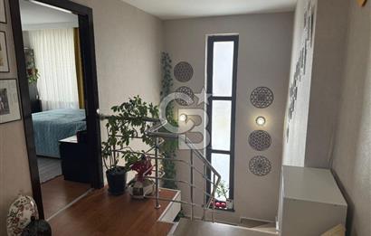 ALACAATLI 'DA MANZARALI HAVUZLU SİTEDE SATILIK 4+1 VİLLA