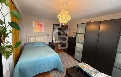 ALACAATLI 'DA MANZARALI HAVUZLU SİTEDE SATILIK 4+1 VİLLA