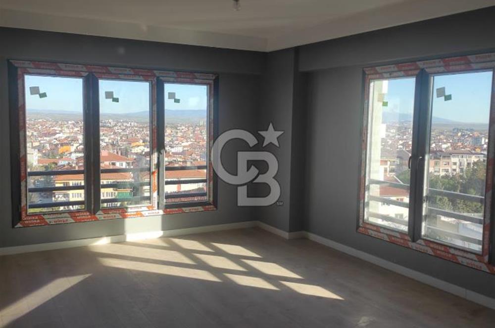 UŞAK MERKEZDE MANZARALI CAM BALKONLU 3+1 SATILIK DAİRE