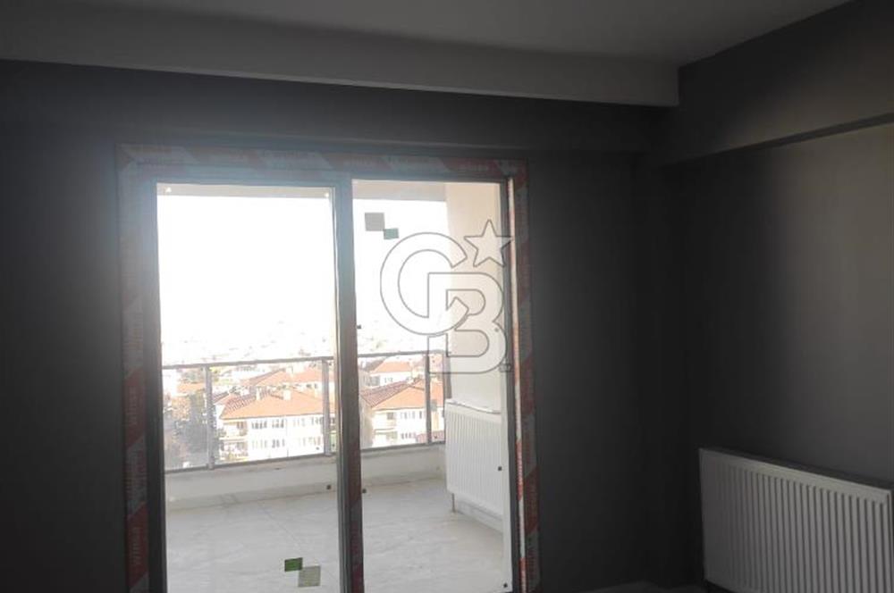 UŞAK MERKEZDE MANZARALI CAM BALKONLU 3+1 SATILIK DAİRE