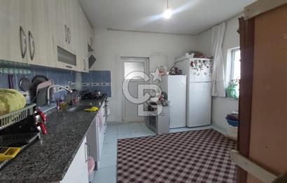 Dazkırı-Bozan Köyünde 6+1 Satılık Konut, Besihane ve Müştemilatı