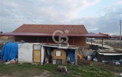 Dazkırı-Bozan Köyünde 6+1 Satılık Konut, Besihane ve Müştemilatı