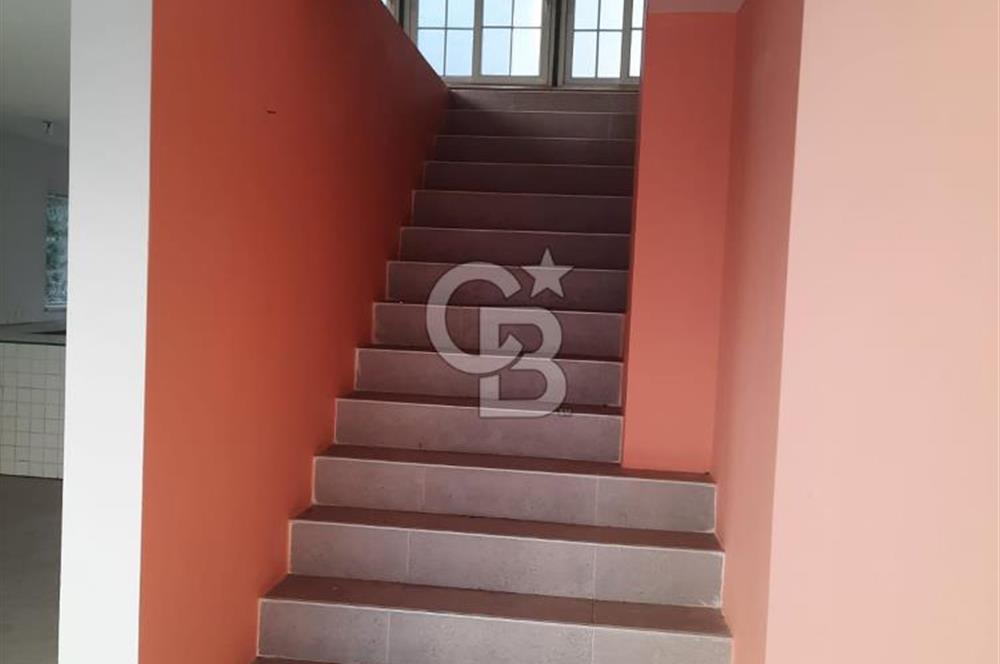 SARIYER MERKEZ, 300M2 TRİPLEKS, DENİZE 300M MESAFEDE KİRALIK BİNA