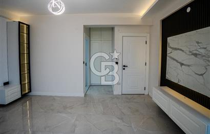 FOÇA YENİBAĞARASI'DA 5+1 TRİPLEX LOFT DENİZ MANZARALI SATILIK LÜKS VİLLA