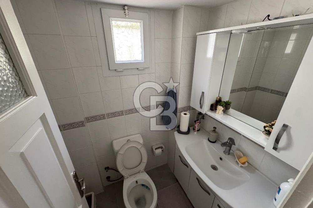 Yeni Şakran’da Denize Sıfır Dubleks Villa Havuzlu Site Üçinde