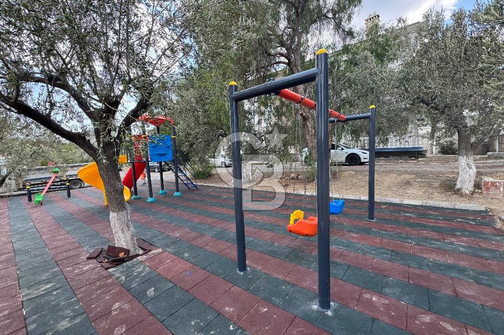 Yeni Şakran’da Denize Sıfır Dubleks Villa Havuzlu Site Üçinde