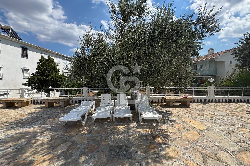 Yeni Şakran’da Denize Sıfır Dubleks Villa Havuzlu Site Üçinde