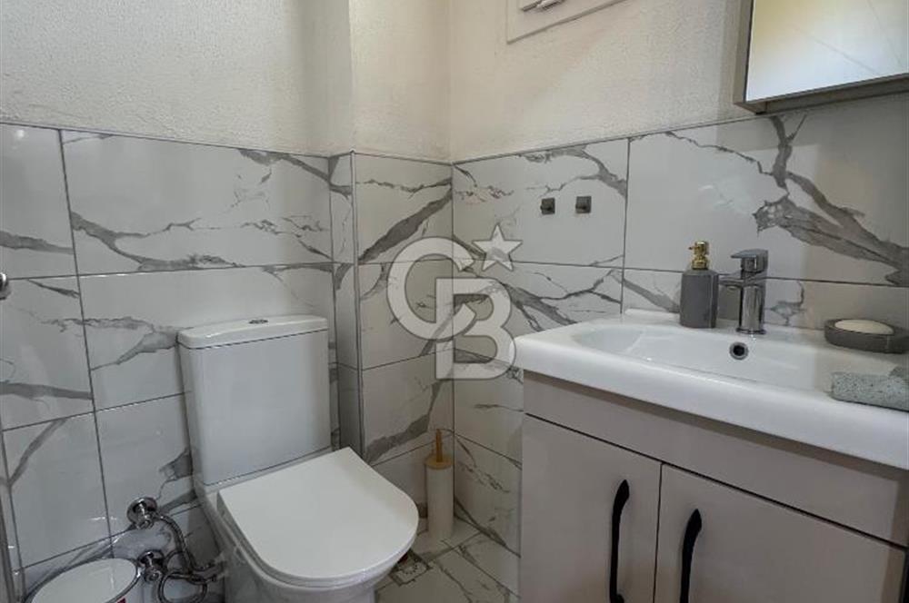 Foça Bağarası’nda Havuzlu Site İçinde 4+1 Tripleks