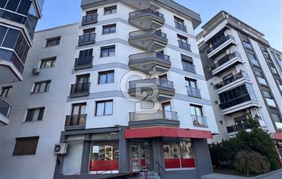 Karşıyaka Şemikler mahallesinde Satılık Merkezi Konumda, Kapalı Mutfaklı 2+1