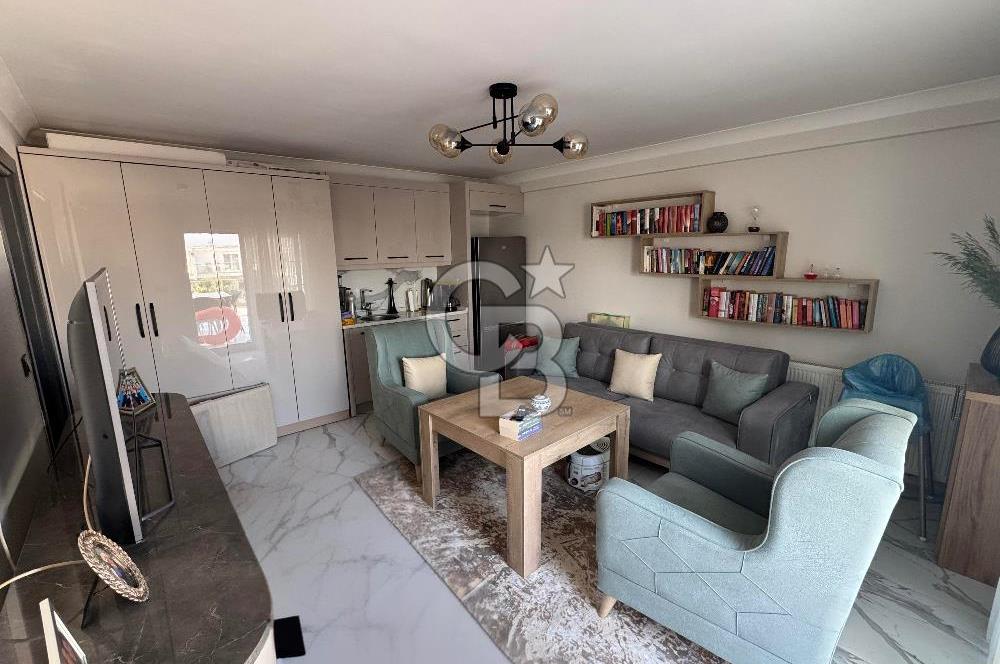 Foça Bağarası’nda Havuzlu Site İçinde 4+1 Tripleks