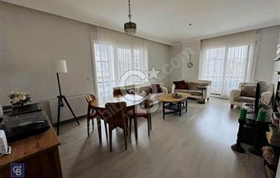 BAĞDAT CADDESİ TEPEGÖZ SOKAKTA SATILIK 3+1