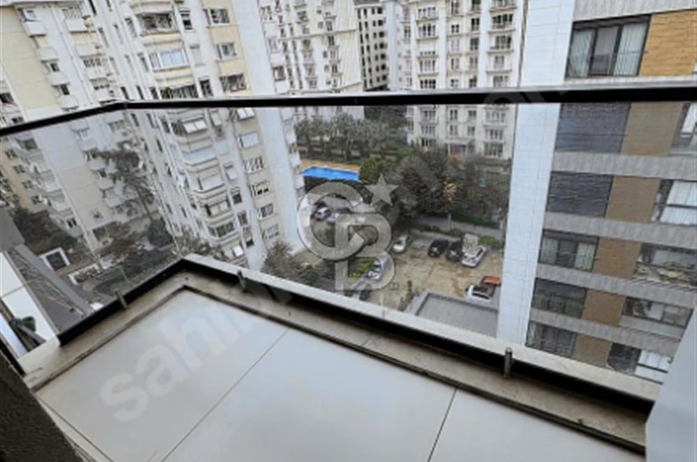 BAĞDAT CADDESİ TEPEGÖZ SOKAKTA SATILIK 3+1