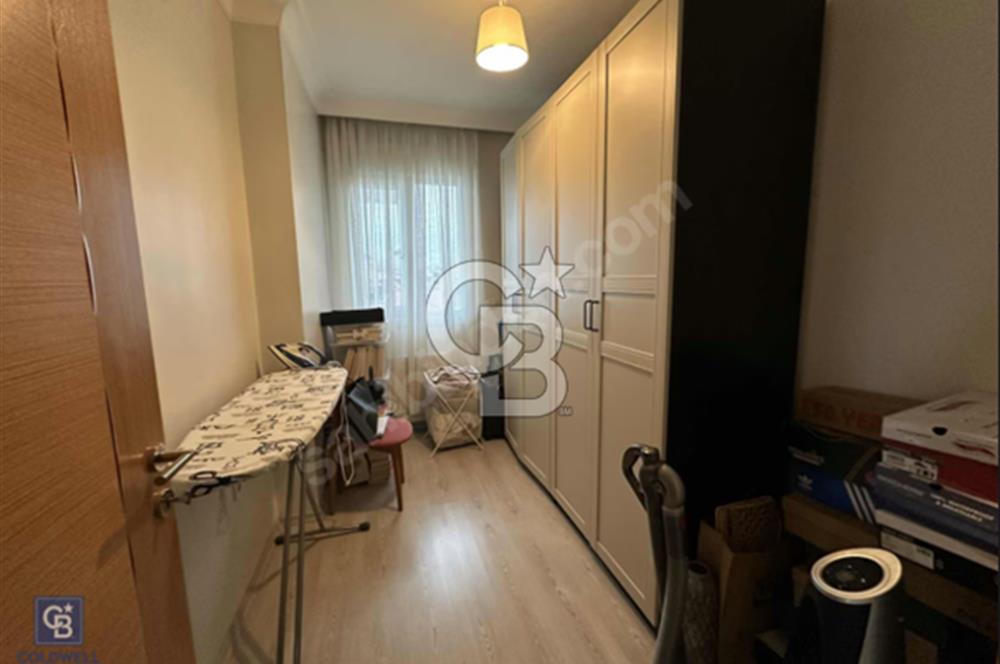 BAĞDAT CADDESİ TEPEGÖZ SOKAKTA SATILIK 3+1