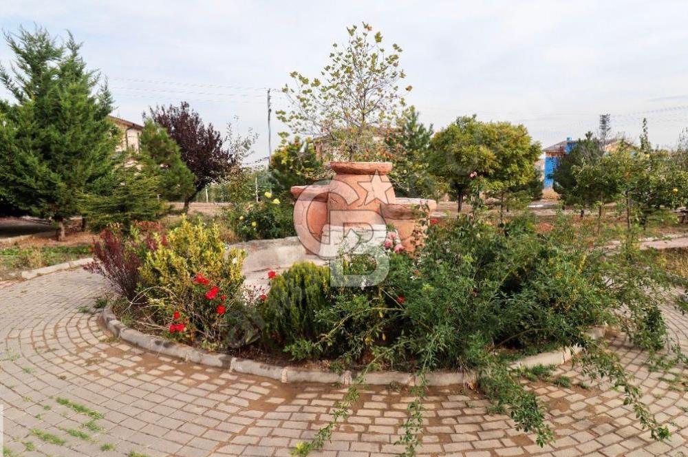 TEMELLİ OLUKPINAR MAH. BOTANİKKÖY SATILIK (4+2) AHŞAP VİLLA