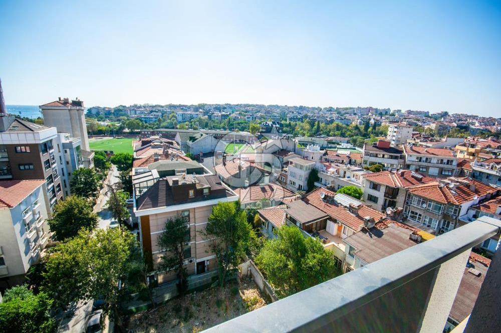 Kalamış 'ta Deniz Manzaralı Katta Tek Dubleks Daire